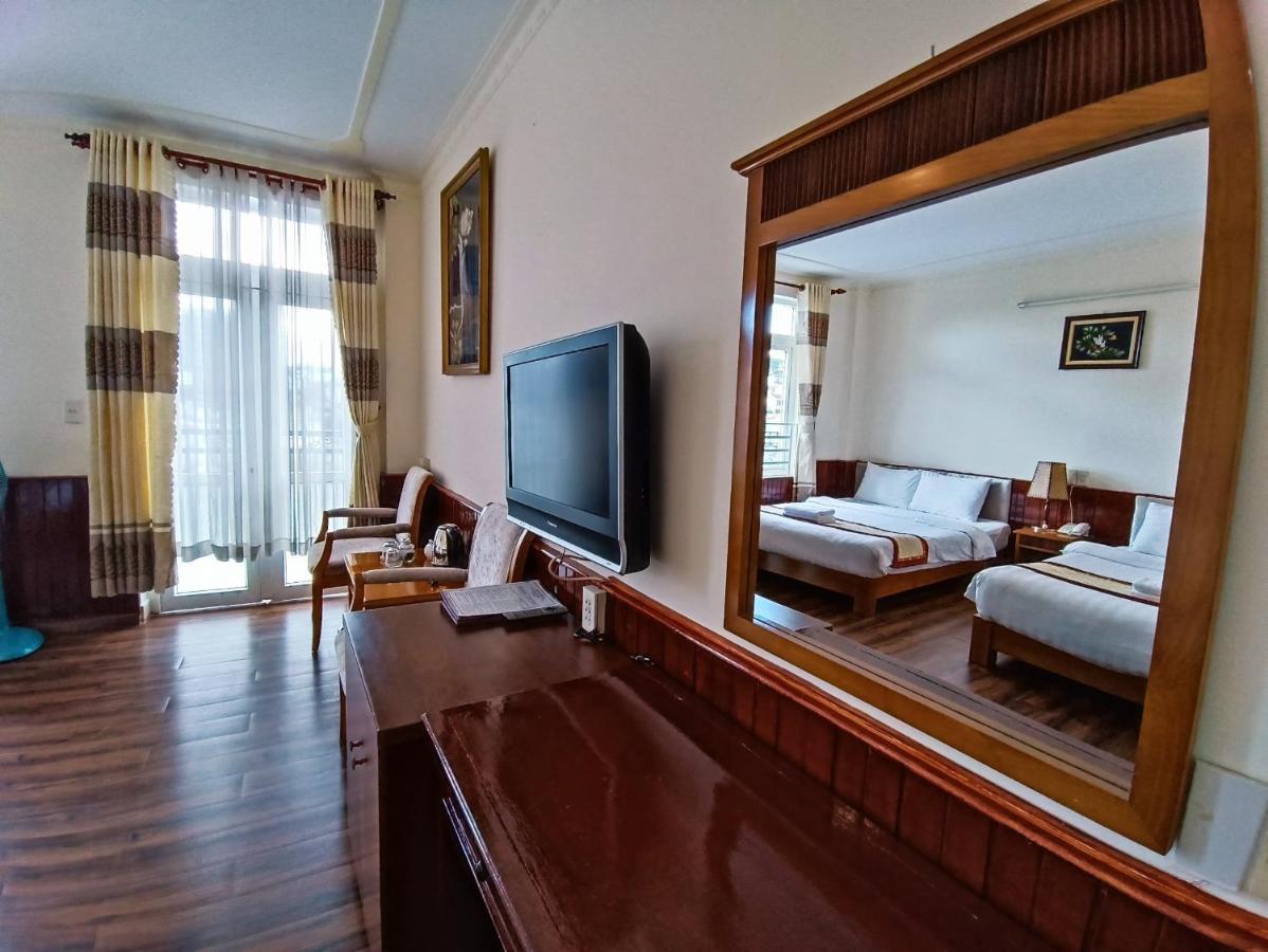 Anh Dao Hotel Да Лат Екстериор снимка