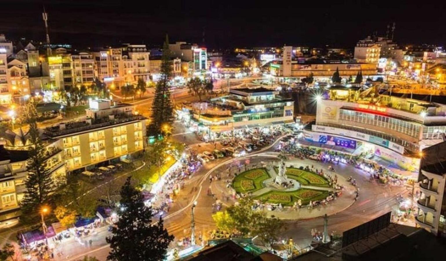 Anh Dao Hotel Да Лат Екстериор снимка