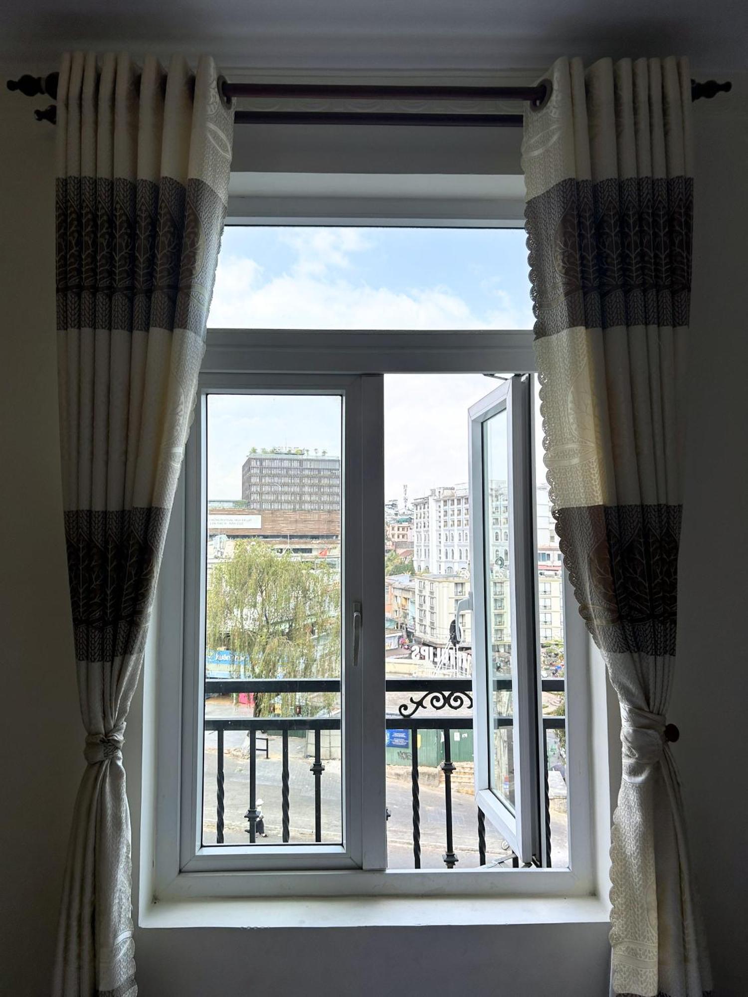 Anh Dao Hotel Да Лат Екстериор снимка