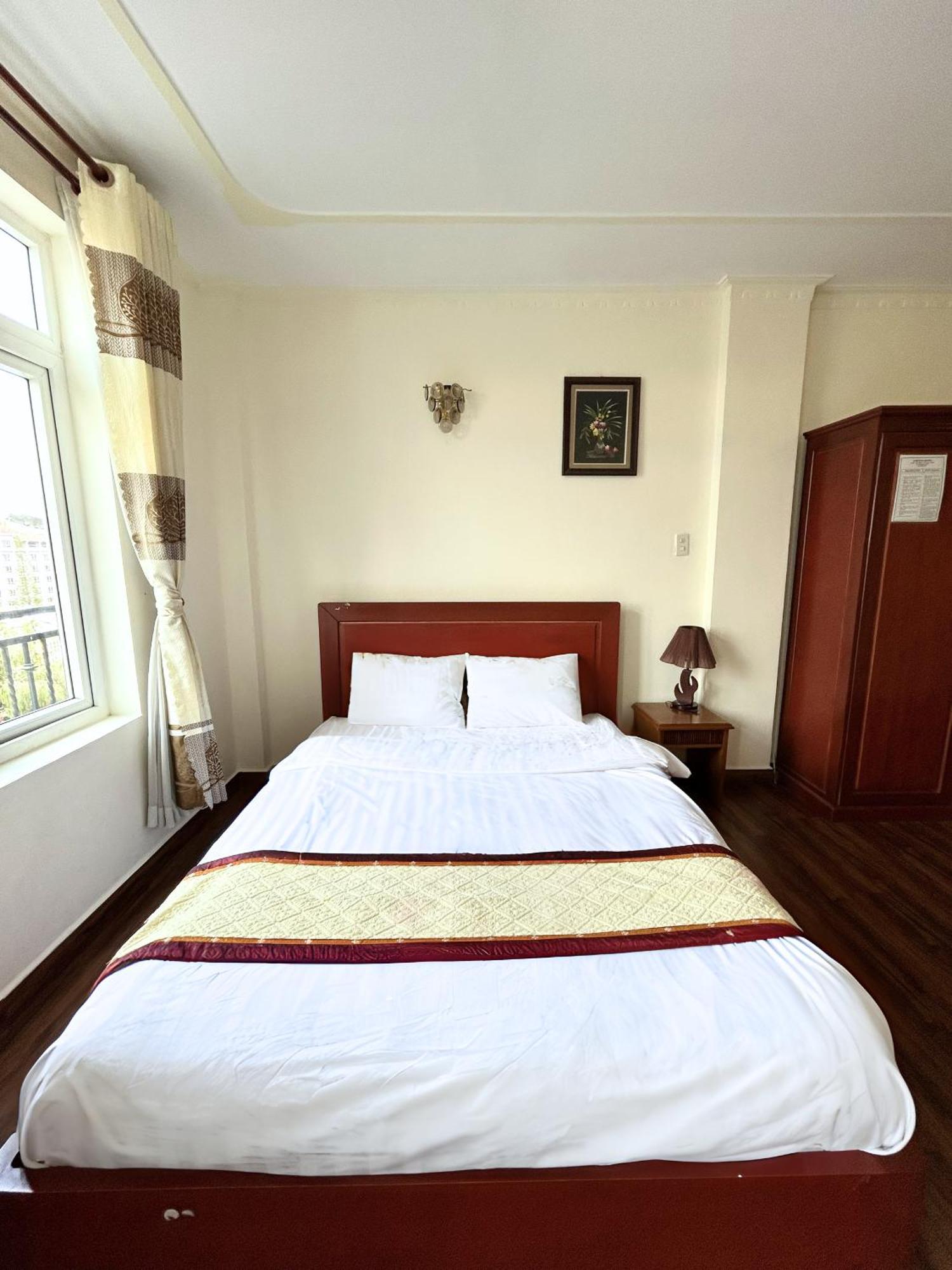 Anh Dao Hotel Да Лат Екстериор снимка