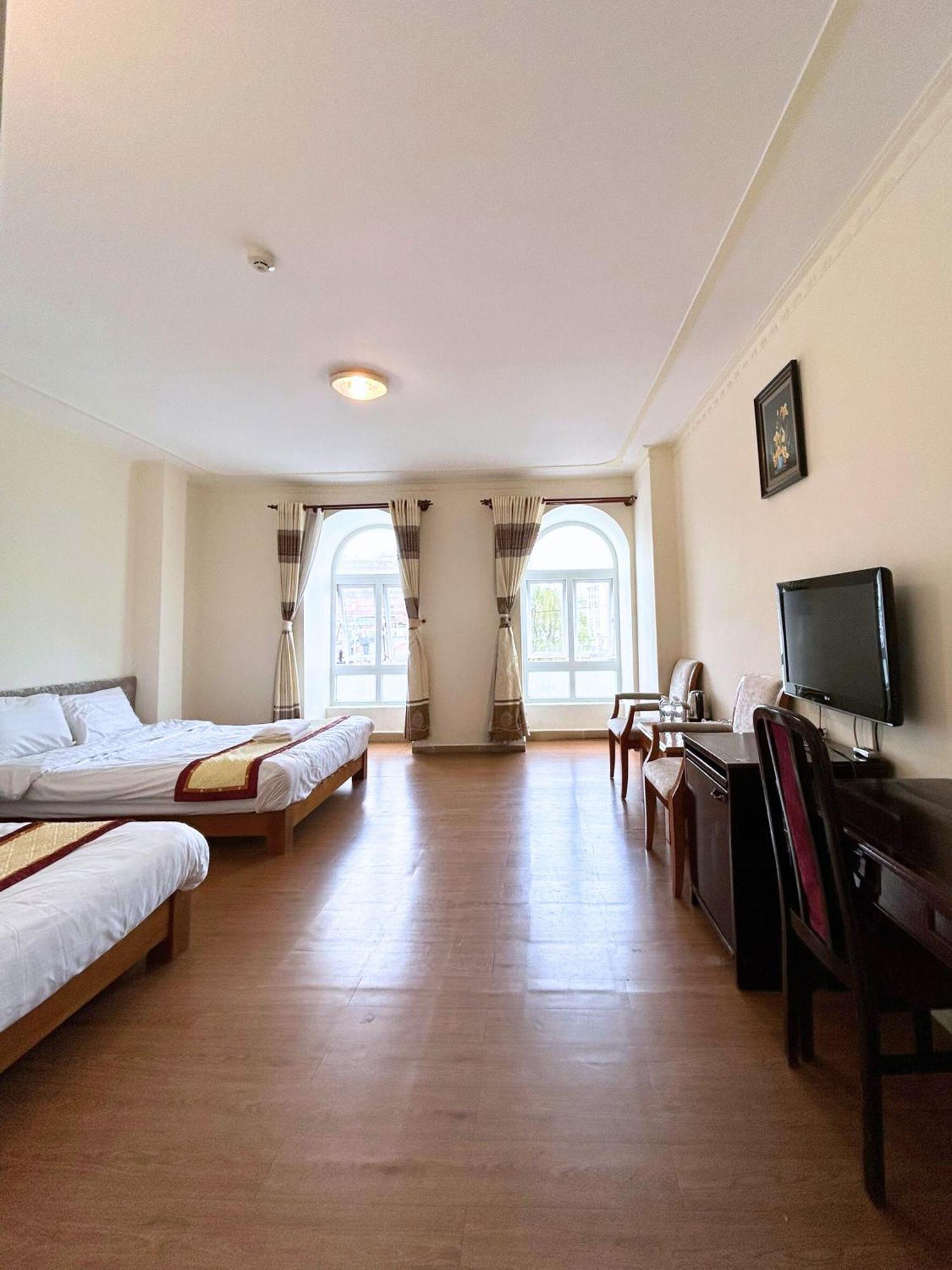 Anh Dao Hotel Да Лат Екстериор снимка