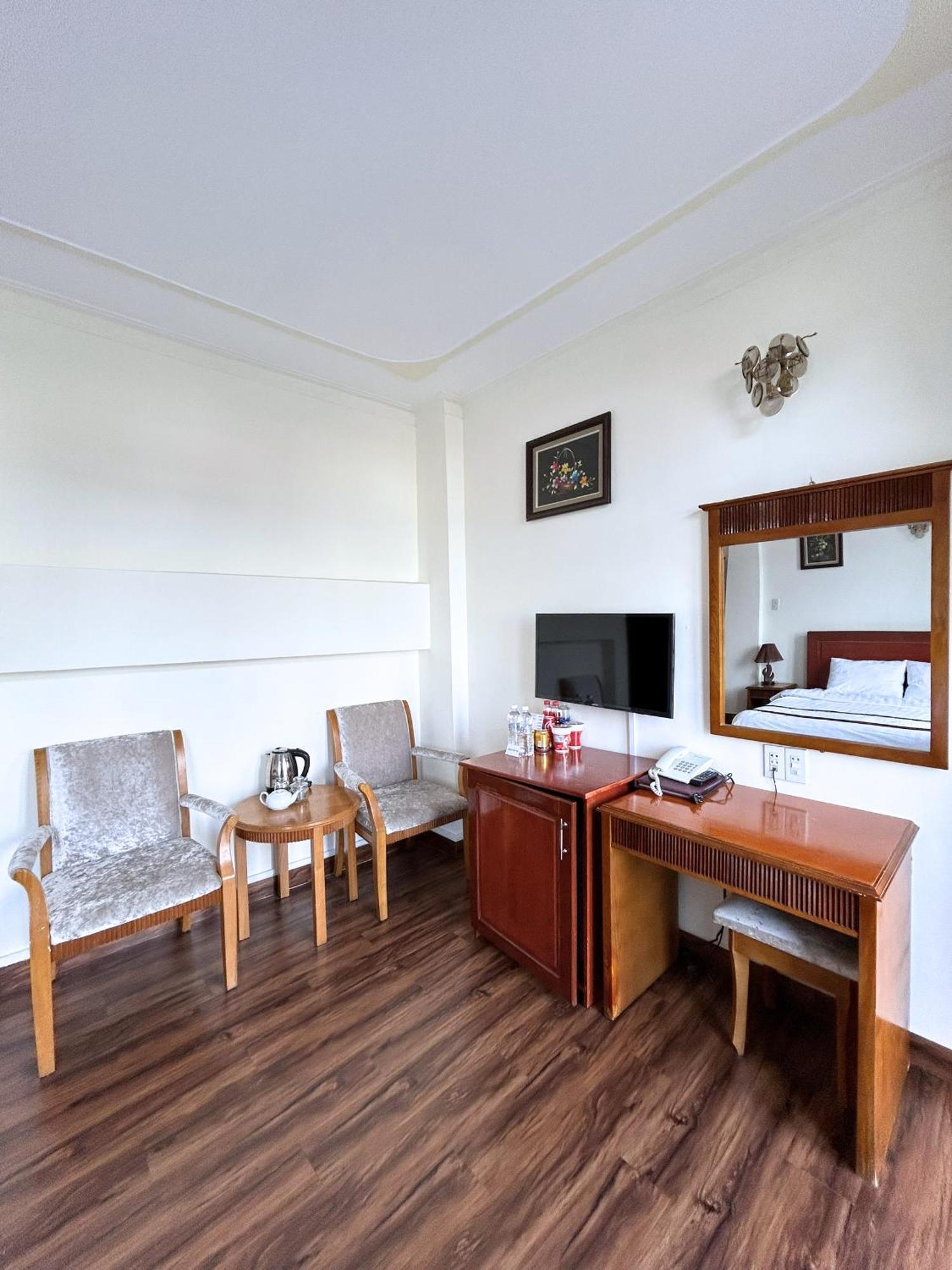 Anh Dao Hotel Да Лат Екстериор снимка